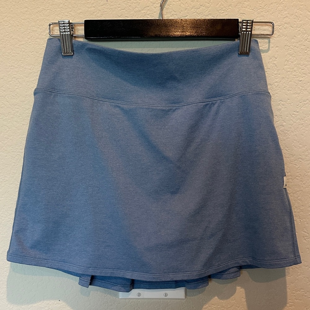 💙 VUORI Tennis Skort